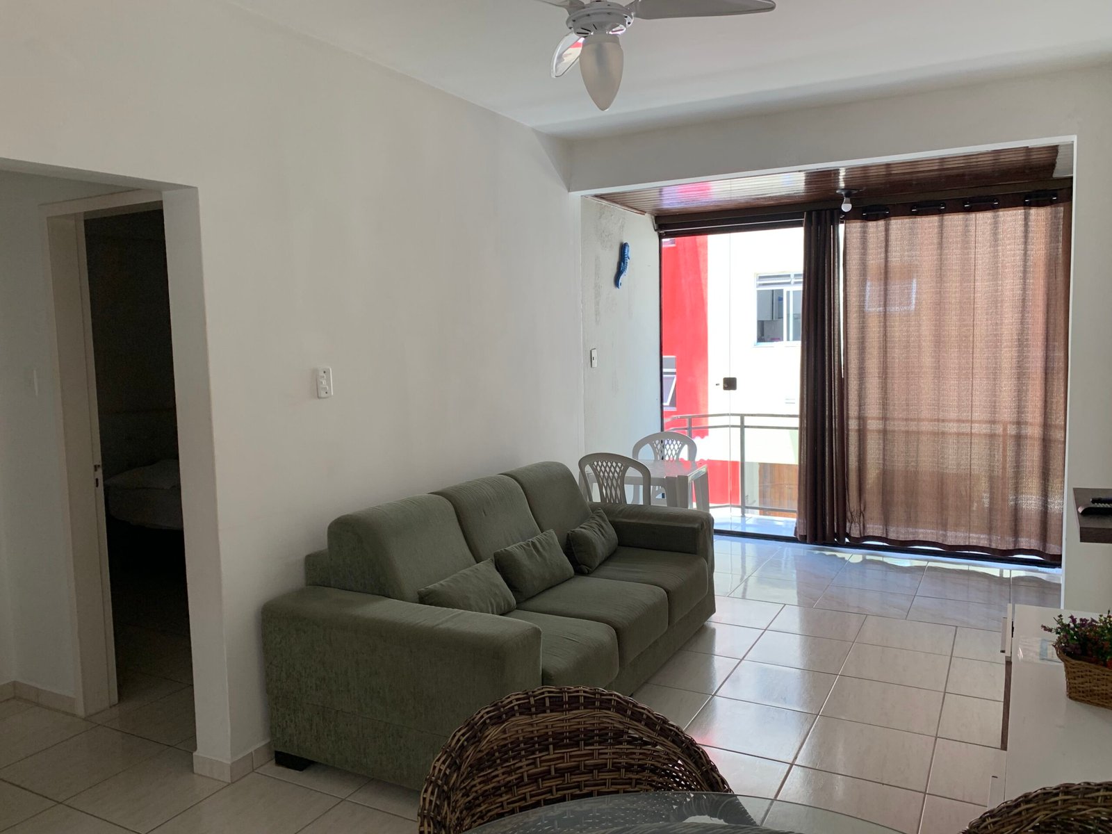 Sala de estar e cozinha